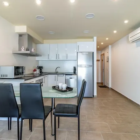 Lägenhet Goldhome - Valira