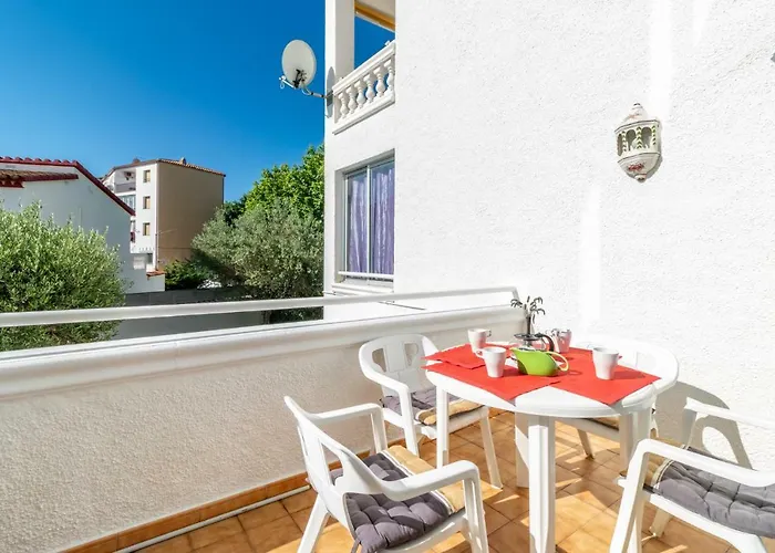 アパート Goldhome - Valira *